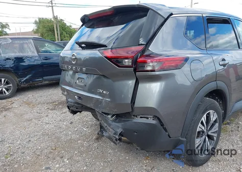 2021 Nissan Rogue Sv Intelligent Awd z USA, uszkodzony, nr VIN 5N1AT3BB3MC773749